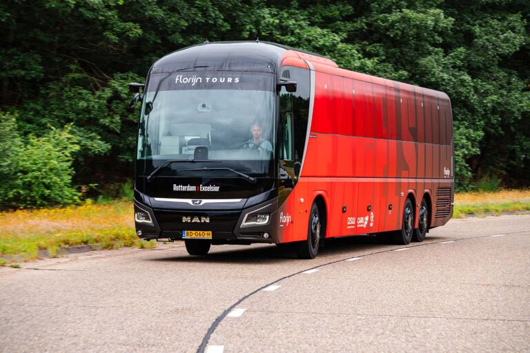 Nieuwe MAN Lion’s Coach VIP-spelersbus voor Excelsior Rotterdam