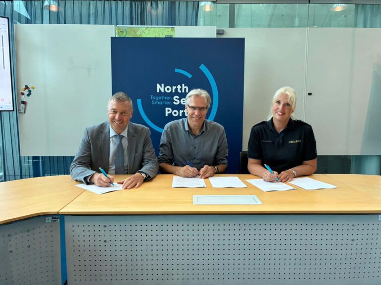 Douane kan straks live meekijken met camera’s in haven van Vlissingen