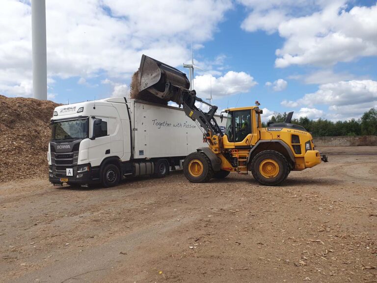 Rhenus RETrans rijdt eerste internationale afvaltransport via nieuw Europees DIWASS-systeem