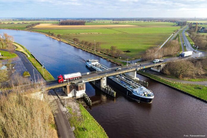 Brug Spannenburg Tjerkgaast