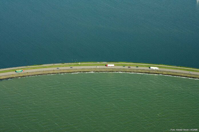 Houtribdijk