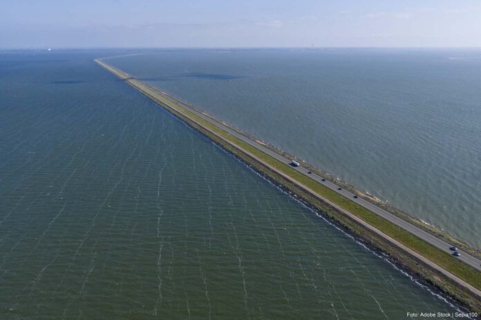 Houtribdijk