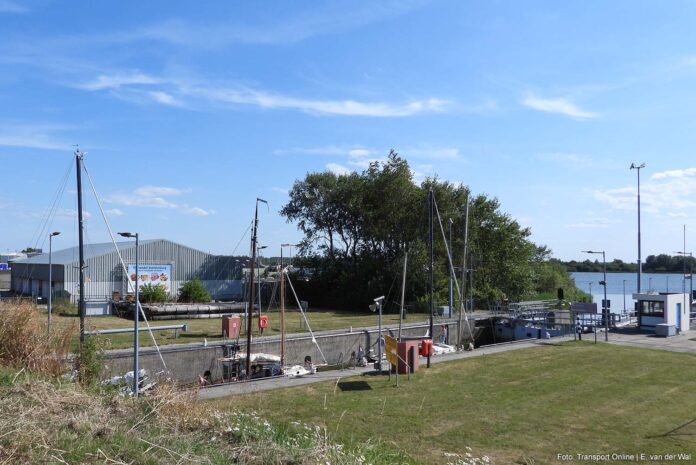 Robbengatsluis Lauwersoog