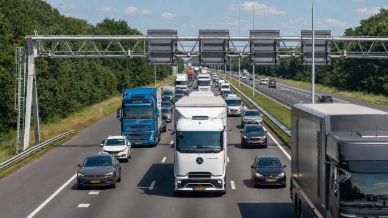 “Subsidie is leuk, maar dekt nog niet de helft van alle kosten: transportsector moet miljarden zelf voorfinancieren”
