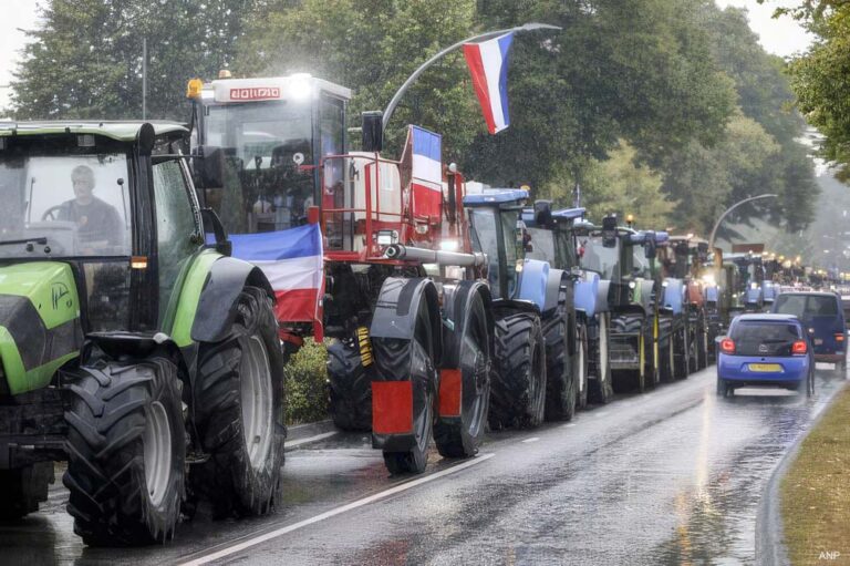 Vertraging op N371 in Drenthe door trekkers boerenprotest