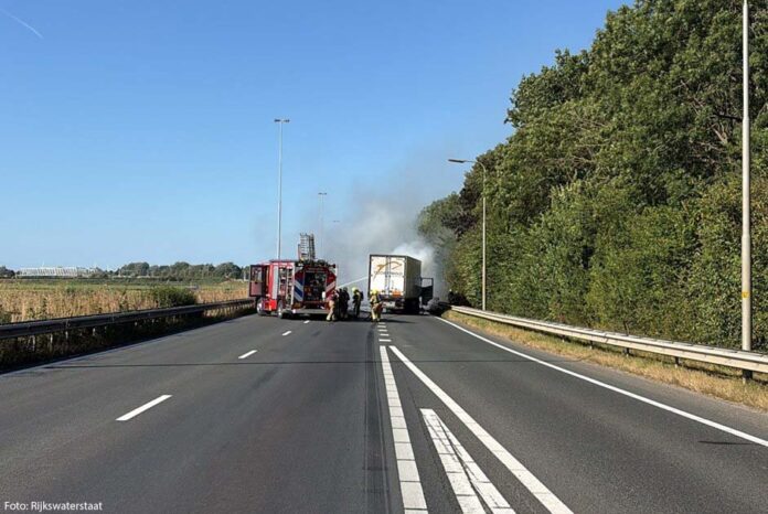 vrachtwagenbrand A27