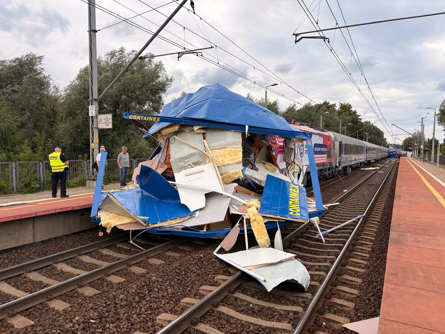 Aanrijding vrachtwagen trein Gdansk
