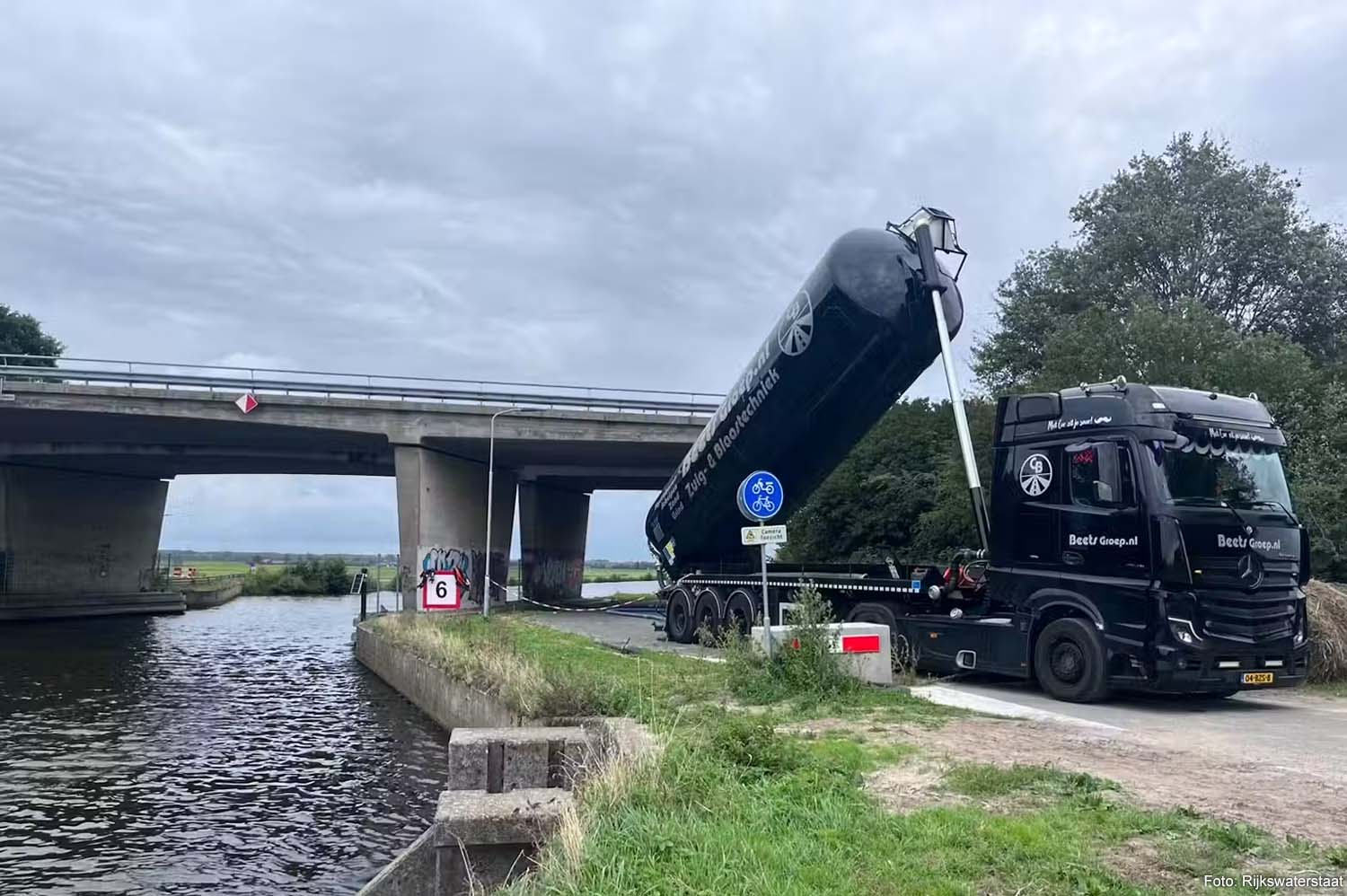 Hardenbergerbrug A28 bij Nijkerk uiterlijk donderdagavond weer open