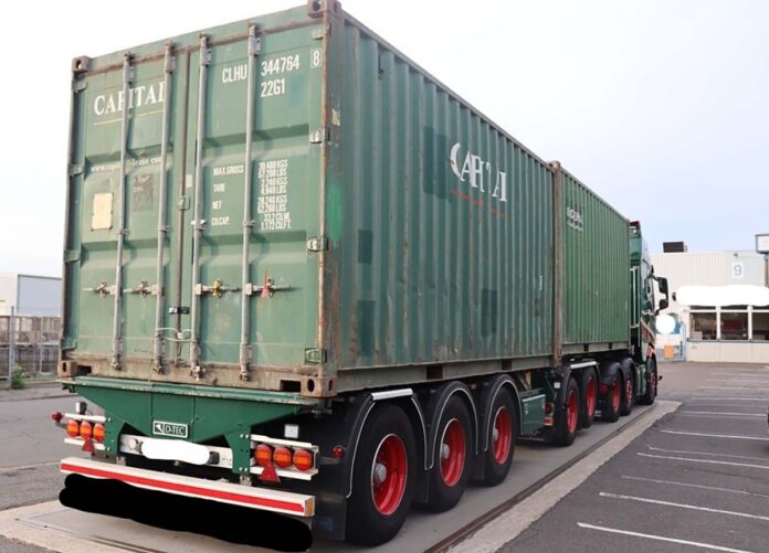 overbeladen vrachtwagen Wittlich