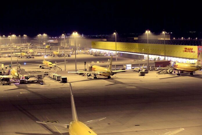 DHL