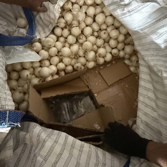 Drugs Uien Vrachtwagen