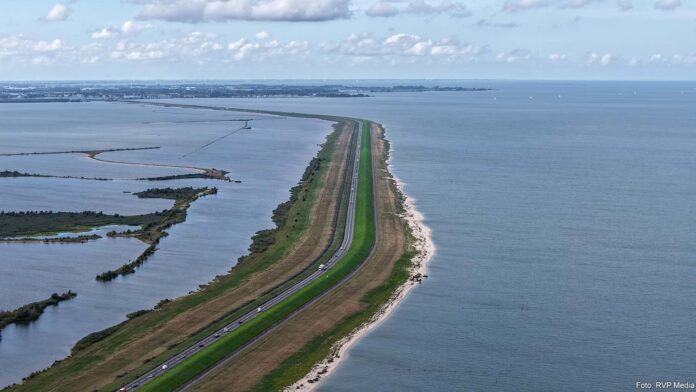 Houtribdijk