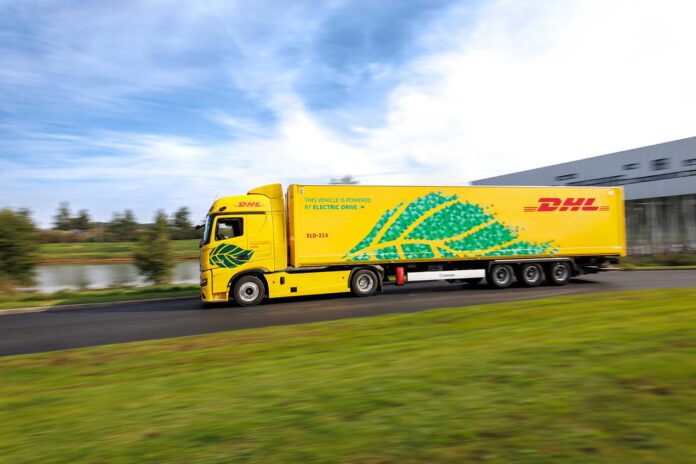 SuperPanther DHL