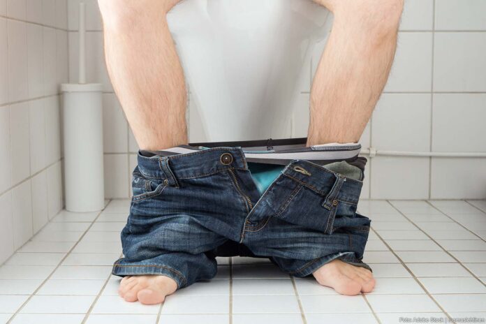 Man op wc