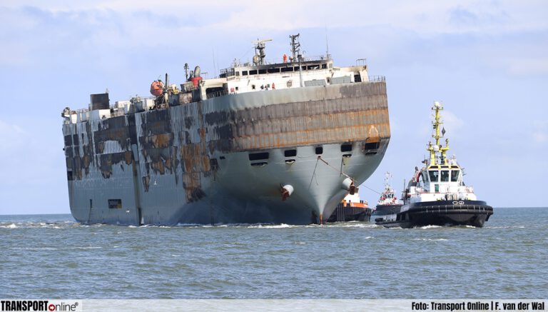 Eigenaar schip Fremantle Highway vangt bot in kort geding