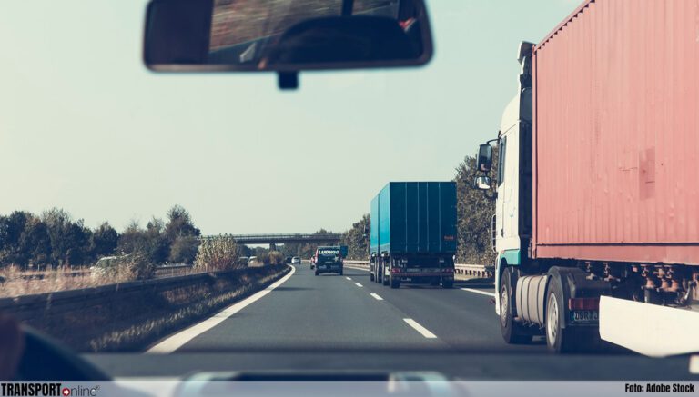 Binnenlands goederenvervoer over de weg in 2023 afgenomen